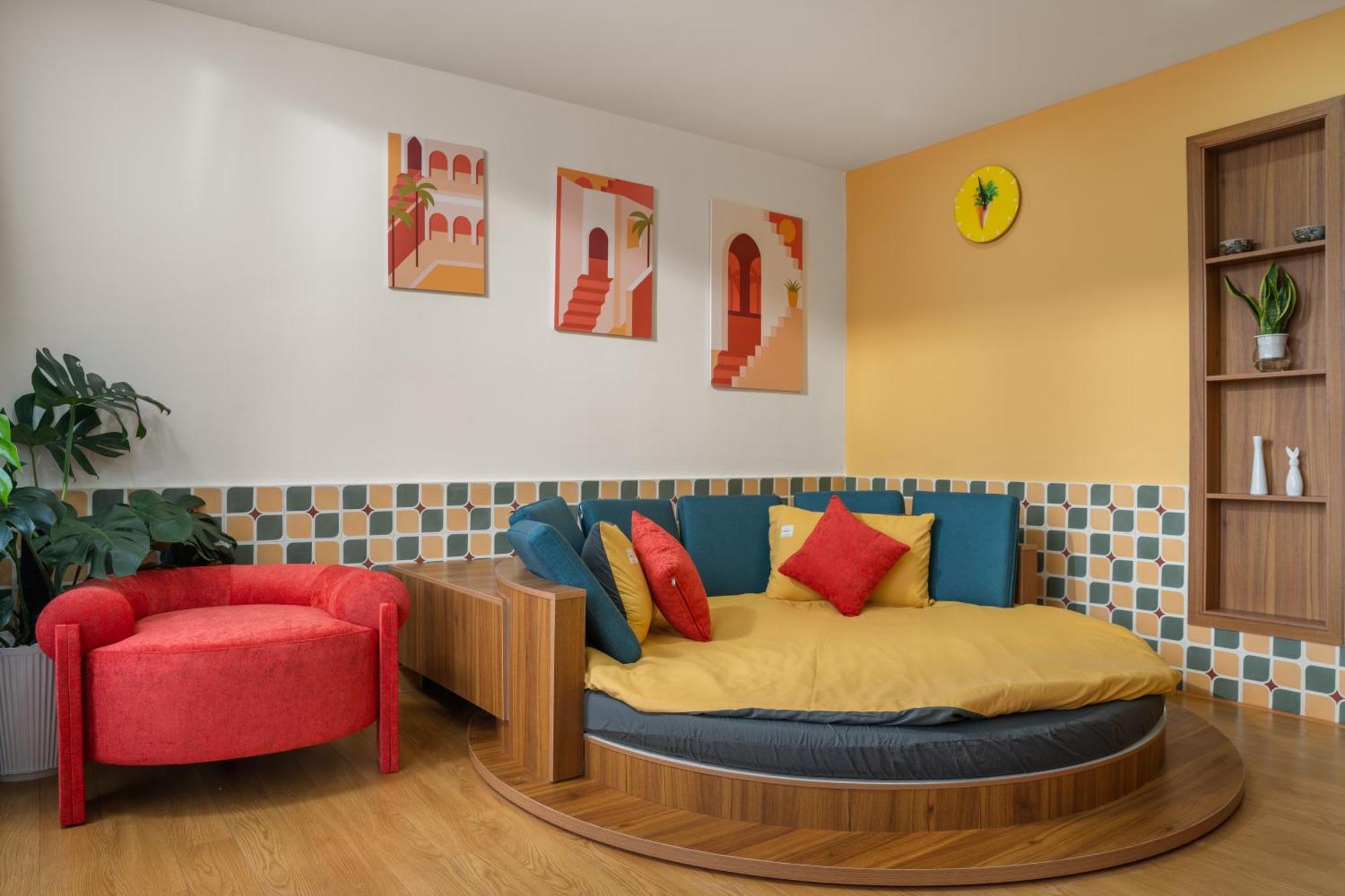 Q Hotel